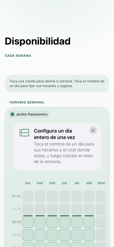 La cuadrícula de Horario semanal en la app de entrenador de Padel Papi