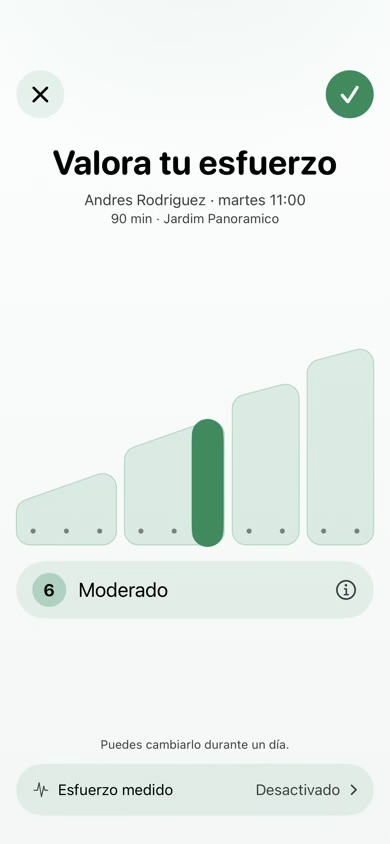 Valorando el esfuerzo después de una clase de pádel