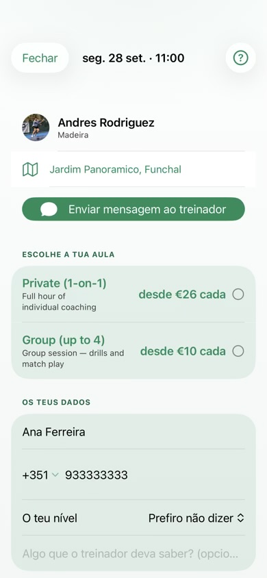 A escolher um horário livre para marcar uma aula de padel